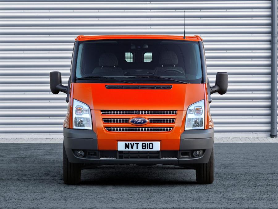  Ford Transit SWB Van 2011 года  (фото 6 из 9)
